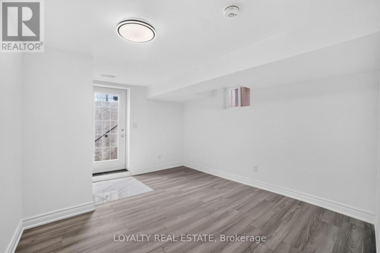 5 SOUTHAM STREET, Ajax (Central East), Ontario, L1Z1R6