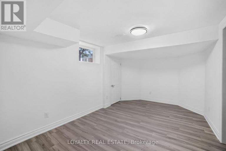5 SOUTHAM STREET, Ajax (Central East), Ontario, L1Z1R6