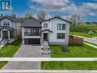 2705 ORIOLE DRIVE, London South (South U), Ontario