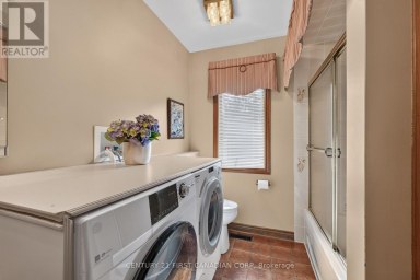 27 STIRRUP COURT London North (North J) Ontario photo 13