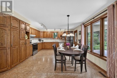 27 STIRRUP COURT London North (North J) Ontario photo 22