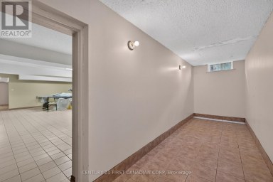 27 STIRRUP COURT London North (North J) Ontario photo 29