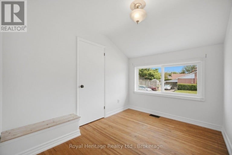 1546 LAKEMOUNT STREET, Oshawa (Lakeview), Ontario, L1J3Y2