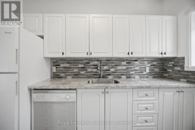 1546 LAKEMOUNT STREET Oshawa (Lakeview) Ontario photo 8