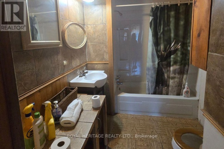 1590 ELM TREE ROAD, Central Frontenac, Ontario, K0H1B0