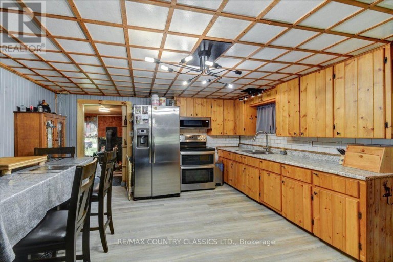 41 AIDE ROAD, Addington Highlands (Addington Highlands), Ontario, K0L2M0