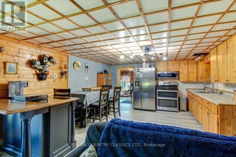 41 AIDE ROAD, Addington Highlands (Addington Highlands), Ontario, K0L2M0