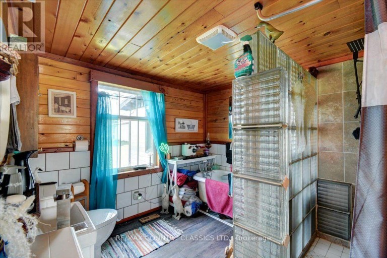 41 AIDE ROAD, Addington Highlands (Addington Highlands), Ontario, K0L2M0