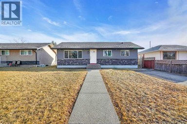 2046 33 Street SE Calgary Alberta photo 1