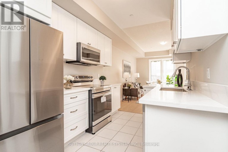 11 - 235 MCLEVIN AVENUE, Toronto (Malvern), Ontario, M1B0E8