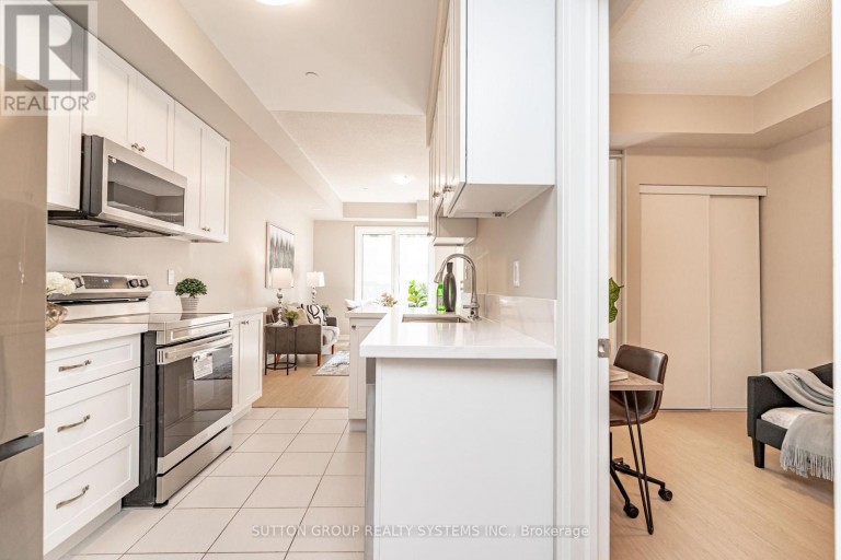 11 - 235 MCLEVIN AVENUE, Toronto (Malvern), Ontario, M1B0E8