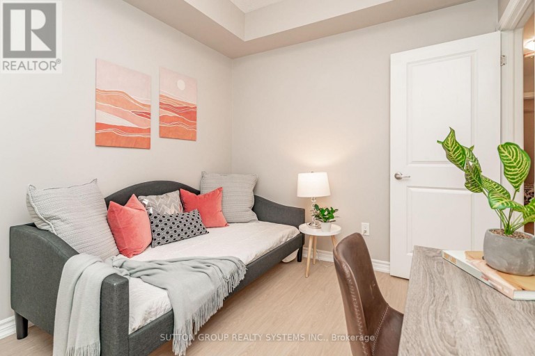 11 - 235 MCLEVIN AVENUE, Toronto (Malvern), Ontario, M1B0E8