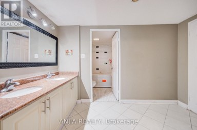 401 - 255 BAMBURGH CIRCLE Toronto (Steeles) Ontario photo 25