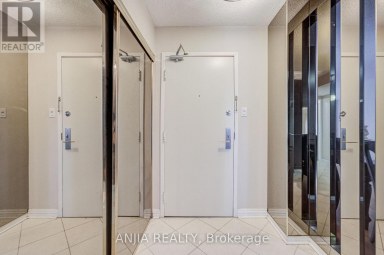401 - 255 BAMBURGH CIRCLE Toronto (Steeles) Ontario photo 8