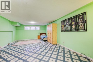 282 DRIFTWOOD Drive Kitchener Ontario photo 25