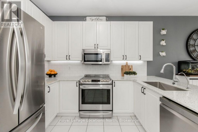 14 BERKSHIRE AVENUE, Wasaga Beach, Ontario, L9Z0G3