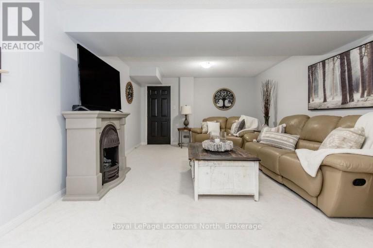 14 BERKSHIRE AVENUE, Wasaga Beach, Ontario, L9Z0G3