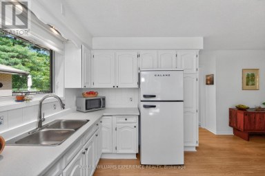 181 PARK ROAD Tiny Ontario photo 12