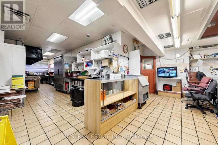 1520 MAIN STREET W, Hamilton (Ainslie Wood), Ontario, L8S1E3
