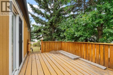 364 Burroughs Circle NE Calgary Alberta photo 19
