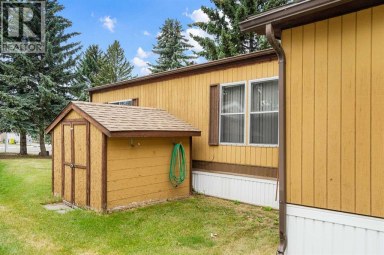 364 Burroughs Circle NE Calgary Alberta photo 23