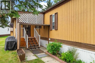 364 Burroughs Circle NE Calgary Alberta photo 25
