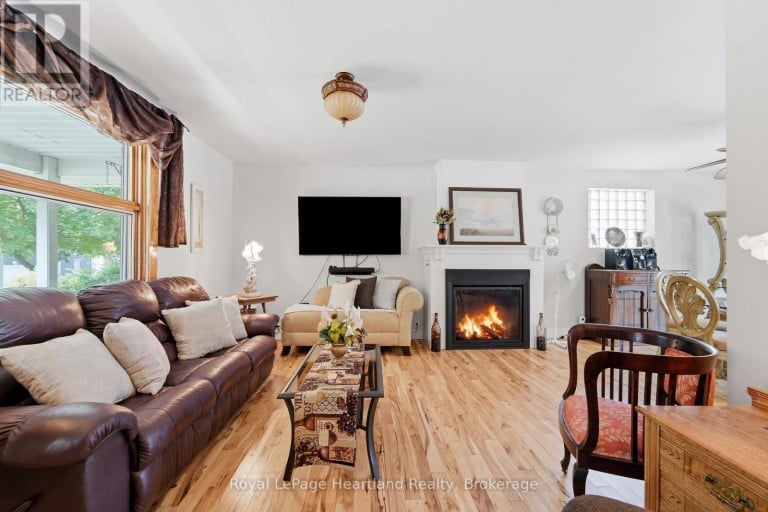 187 CAMERON STREET, Goderich (Goderich (Town)), Ontario, N7A3K9