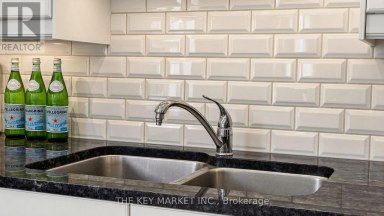 289 - 3060 CONSTITUTION BOULEVARD Mississauga (Applewood) Ontario photo 17