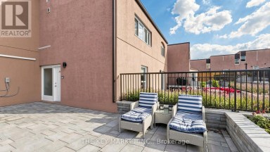 289 - 3060 CONSTITUTION BOULEVARD Mississauga (Applewood) Ontario photo 2