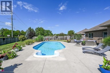 19 SPARROW Way Port Dover Ontario photo 10