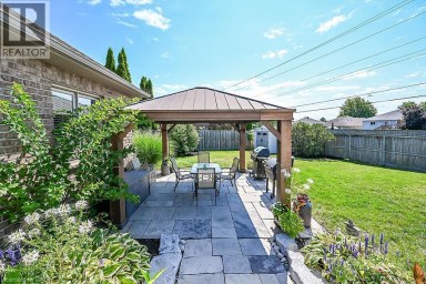 19 SPARROW Way Port Dover Ontario photo 7