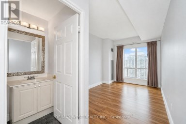 PH103 - 8 LEE CENTRE DRIVE Toronto (Woburn) Ontario photo 8