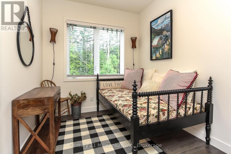 107 - 10 BECKWITH LANE, Blue Mountains, Ontario, L9Y0N5