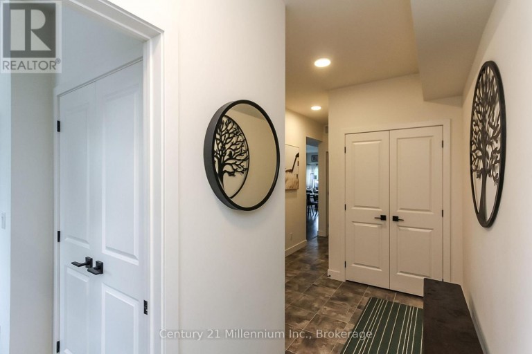 107 - 10 BECKWITH LANE, Blue Mountains, Ontario, L9Y0N5