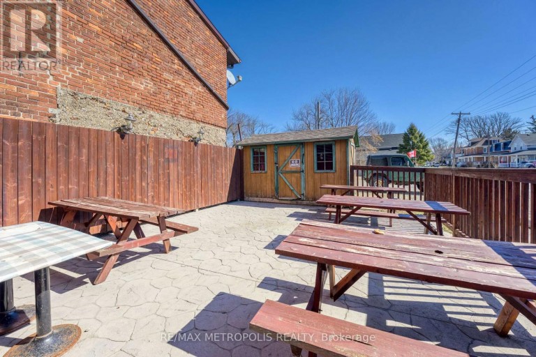 1548 ST. CLAIR PARKWAY, St. Clair, Ontario, N0N1H0