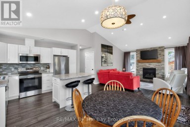 12 5TH LANE Wasaga Beach Ontario photo 16