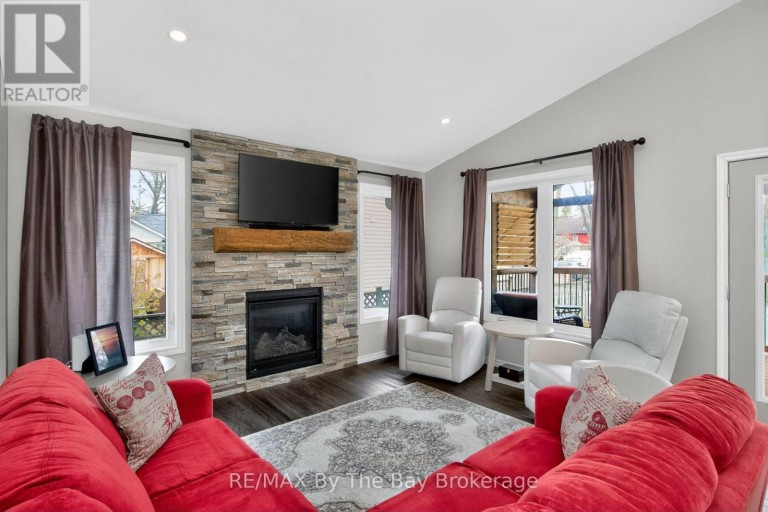 12 5TH LANE, Wasaga Beach, Ontario, L9Z2E9