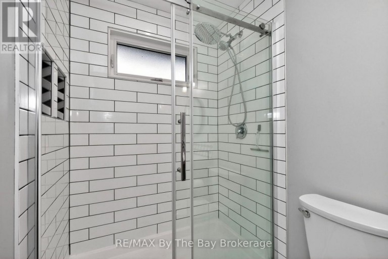 12 5TH LANE, Wasaga Beach, Ontario, L9Z2E9