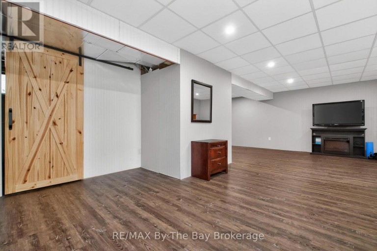 12 5TH LANE, Wasaga Beach, Ontario, L9Z2E9
