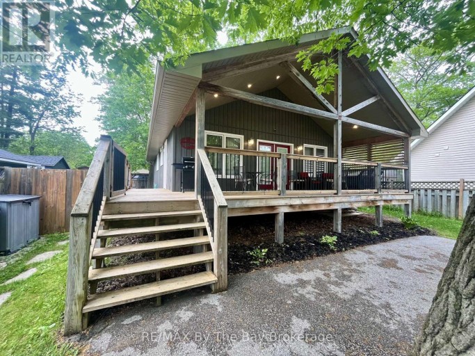 12 5TH LANE, Wasaga Beach, Ontario, L9Z2E9