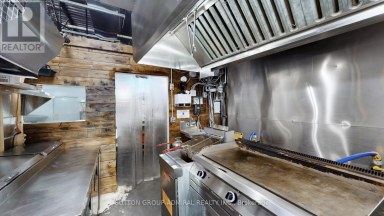 A-4 - 9001 DUFFERIN STREET Vaughan (Patterson) Ontario photo 19