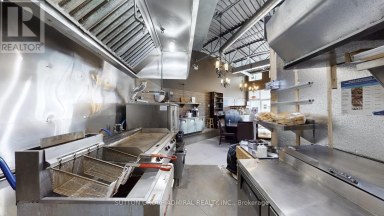 A-4 - 9001 DUFFERIN STREET Vaughan (Patterson) Ontario photo 20