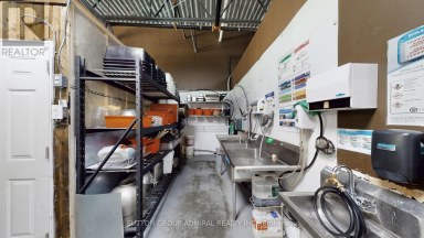 A-4 - 9001 DUFFERIN STREET Vaughan (Patterson) Ontario photo 31