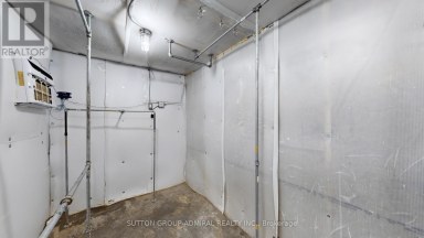 A-4 - 9001 DUFFERIN STREET Vaughan (Patterson) Ontario photo 35