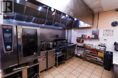104 - 2240 LAKE SHORE BOULEVARD W Toronto (Mimico) Ontario photo 9