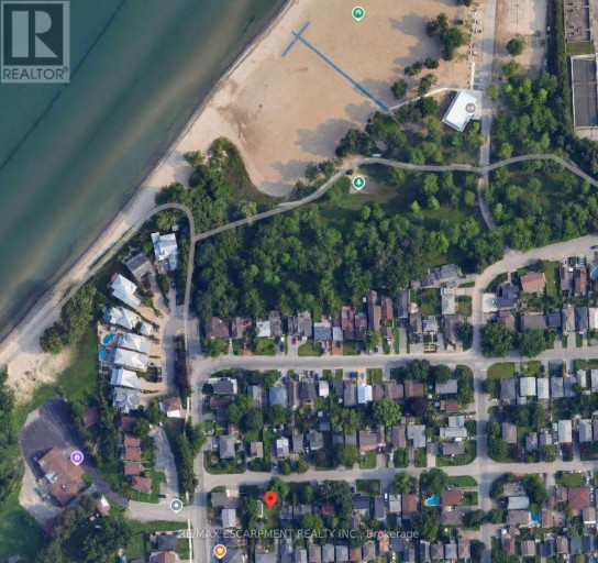 4 GRANDVIEW DRIVE, St. Catharines (Port Weller), Ontario, L2M1A8
