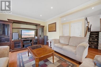 30 THORSBY COURT Brampton (Brampton North) Ontario photo 16