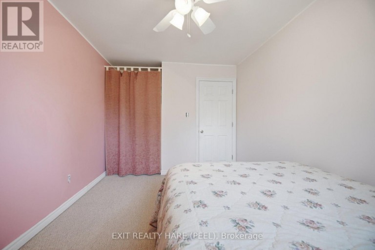 30 THORSBY COURT, Brampton (Brampton North), Ontario, L6V3T9