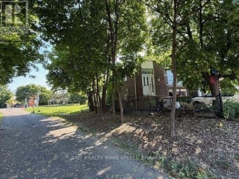 30 THORSBY COURT Brampton (Brampton North) Ontario photo 46