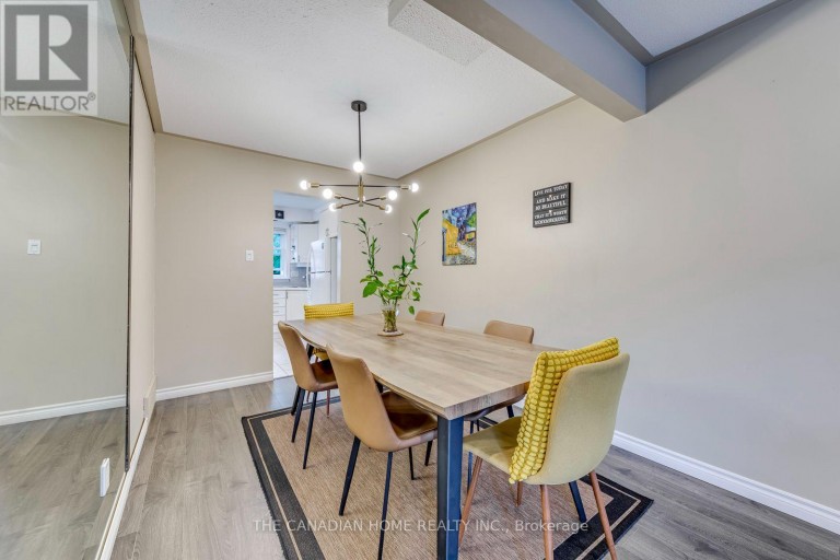 3 - 2226 UPPER MIDDLE ROAD, Burlington (Brant Hills), Ontario, L7P2Z9